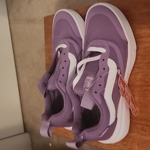 Vans size women's 5